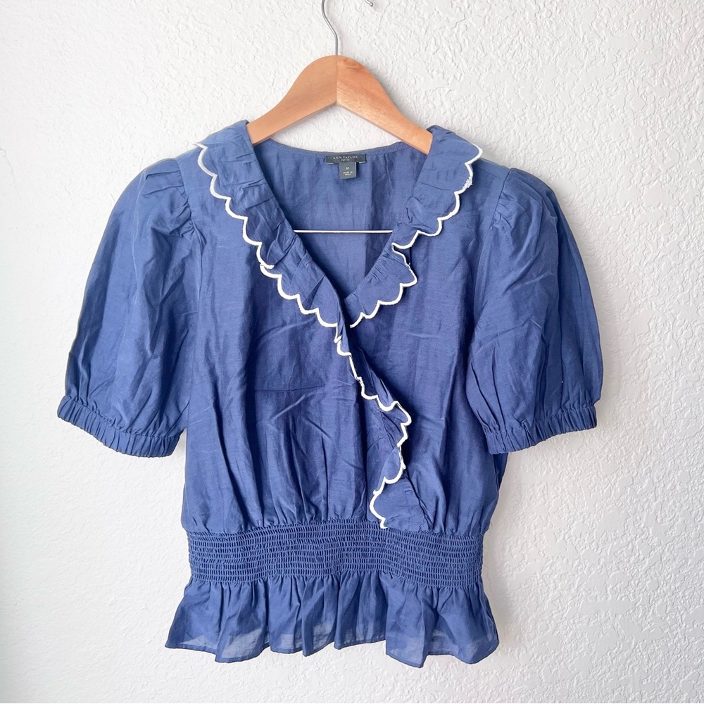 Ann Taylor Navy Scalloped Edge Faux Wrap Top Sz SP - Picture 2 of 5